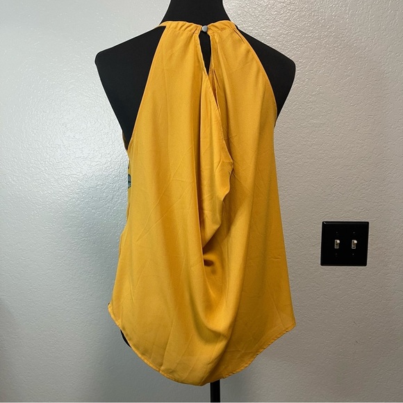 Forever 21 High Neck Floral Print in Mustard Tank Top MEDIUM - Picture 4 of 6